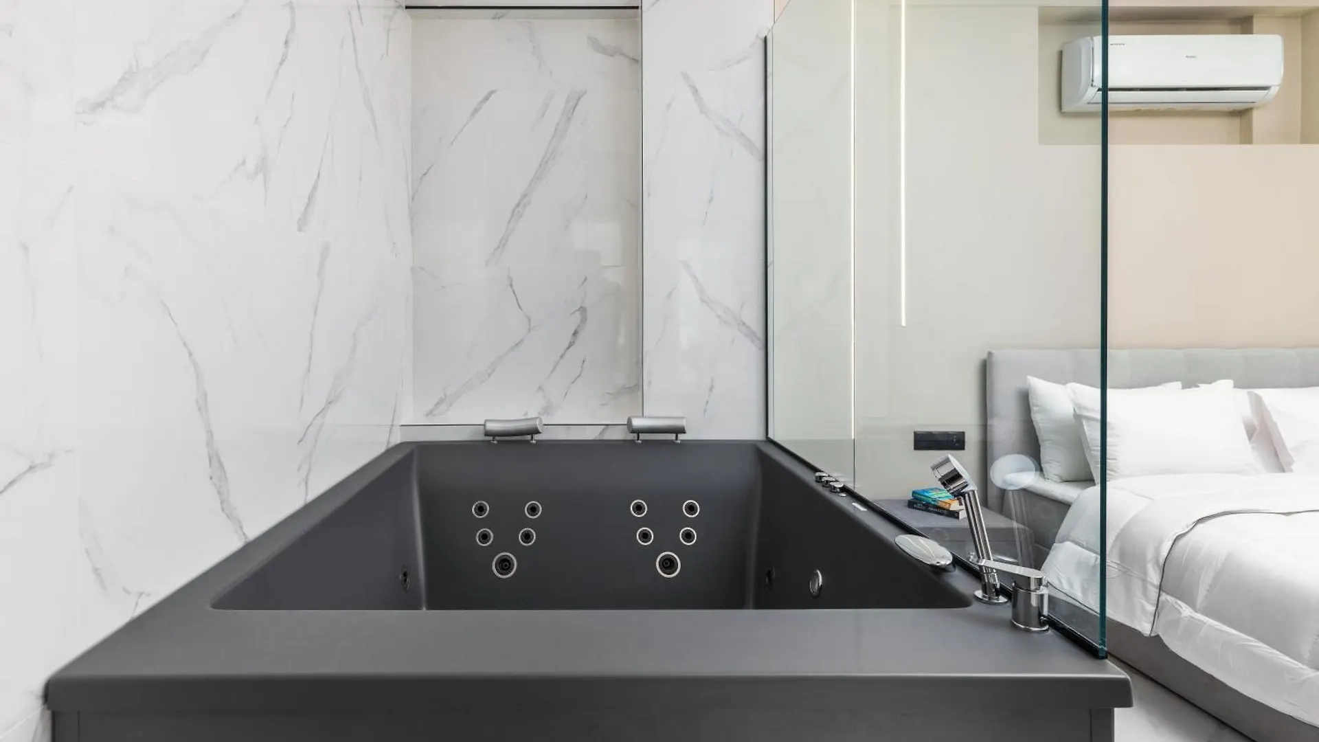 Ophelia Apartments By Halu!, Luxury Apt With Hot Tub Soluň 0*,