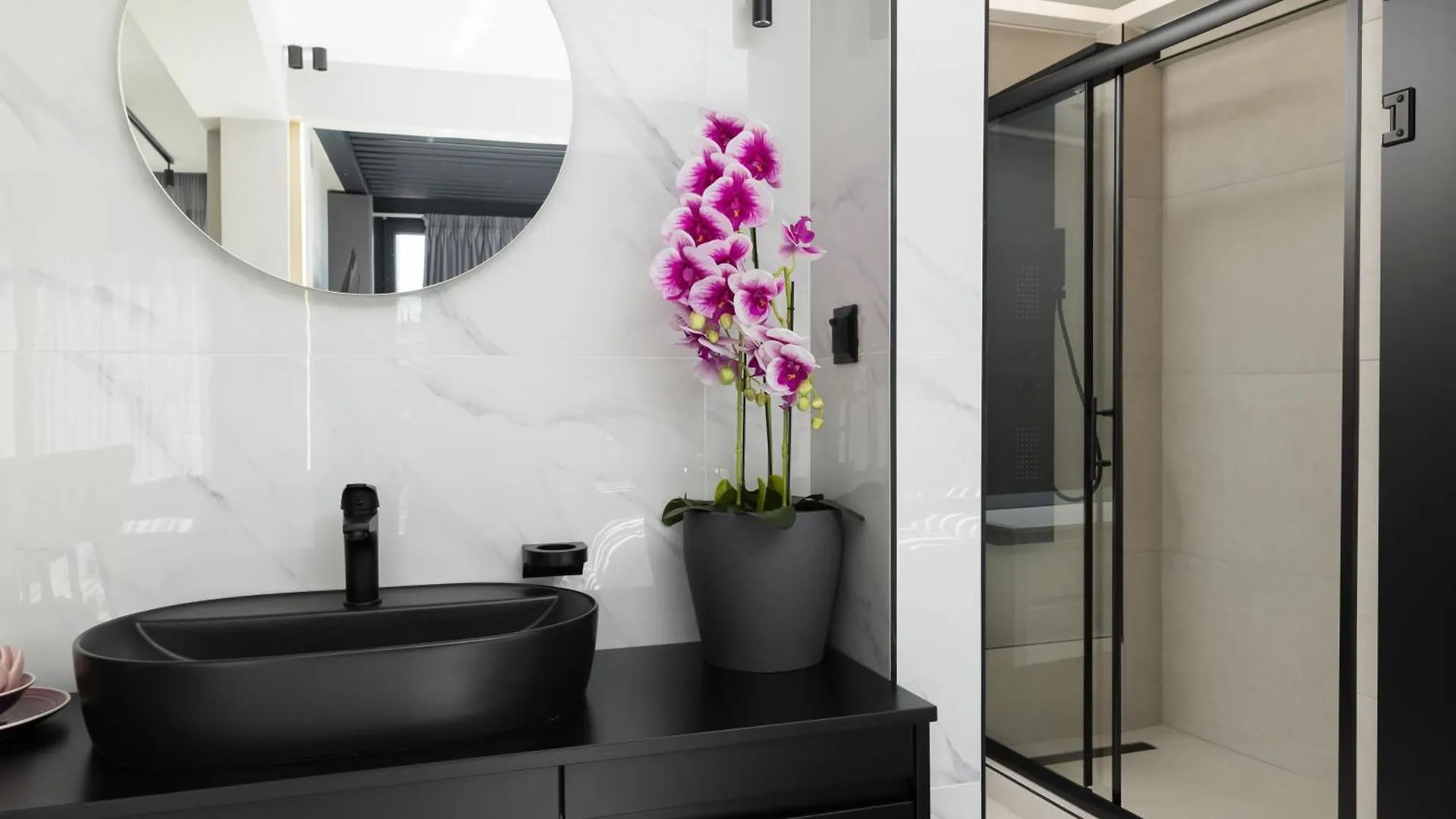 Ophelia Apartments By Halu!, Luxury Apt With Hot Tub Soluň Řecko